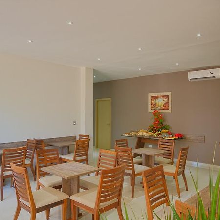 Hotel Iguassu Inn ฟอสดูอีกวาซู ภายนอก รูปภาพ