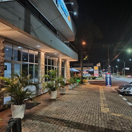 Hotel Iguassu Inn ฟอสดูอีกวาซู ภายนอก รูปภาพ